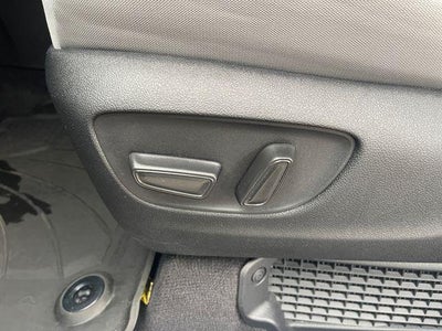 2025 Toyota Sienna LE 8 Passenger