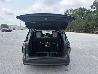 2025 Toyota Sienna LE 8 Passenger