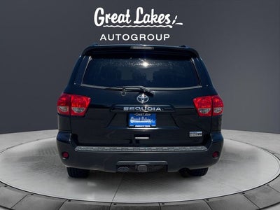 2011 Toyota SEQUOIA SR5 5.7L