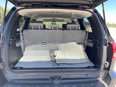 2011 Toyota SEQUOIA SR5 5.7L