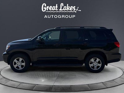 2011 Toyota SEQUOIA SR5 5.7L