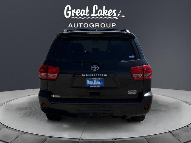2011 Toyota SEQUOIA SR5 5.7L