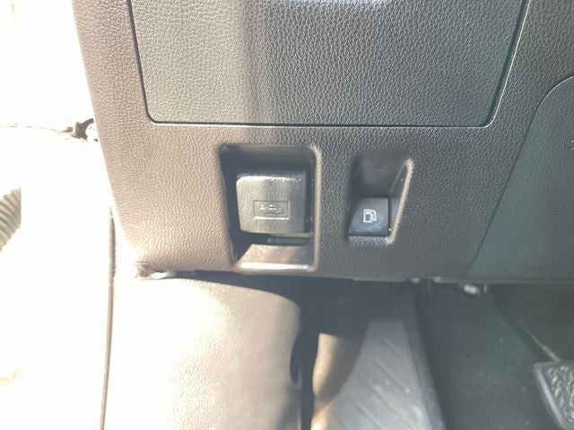 2020 Toyota HIGHLANDER L