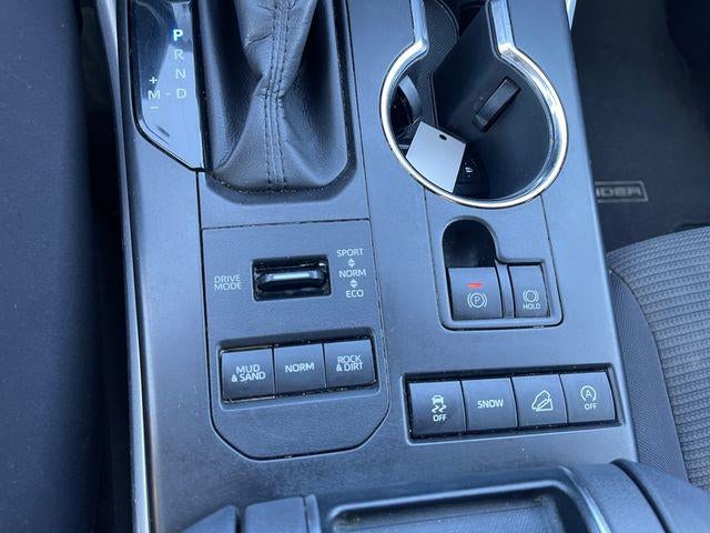 2020 Toyota HIGHLANDER L