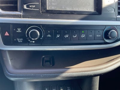 2018 Toyota Highlander LE