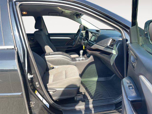 2018 Toyota Highlander LE