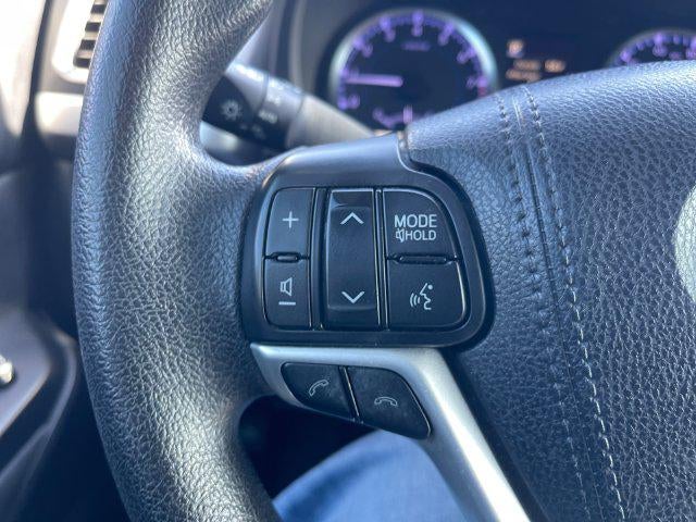 2018 Toyota Highlander LE
