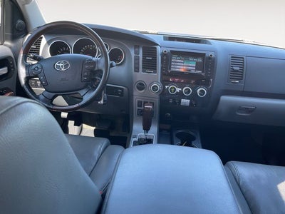 2011 Toyota SEQUOIA Platinum