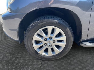 2011 Toyota SEQUOIA Platinum