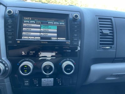 2011 Toyota SEQUOIA Platinum