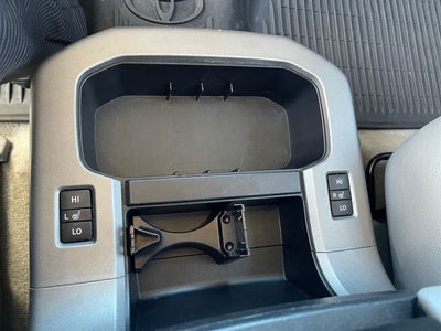 2011 Toyota SEQUOIA Platinum