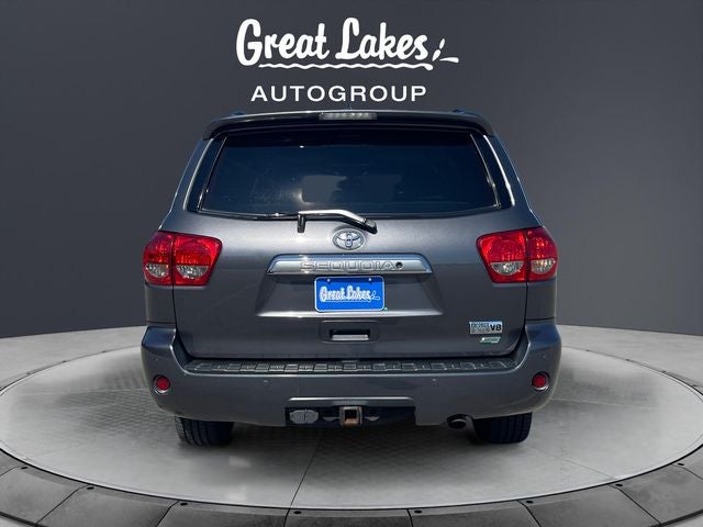 2011 Toyota SEQUOIA Platinum