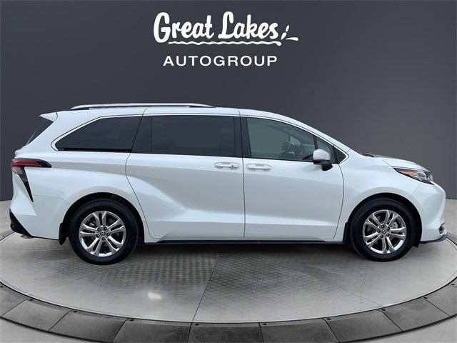 2024 Toyota SIENNA PLT AWD Platinum 7 Passenger