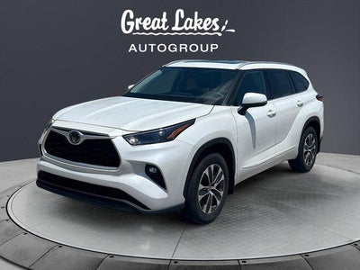 2022 Toyota HIGHLANDER XLE