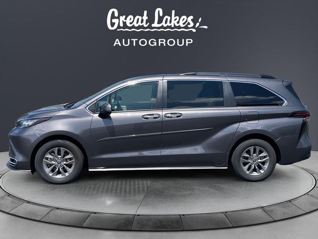 2023 Toyota Sienna XLE 7 Passenger