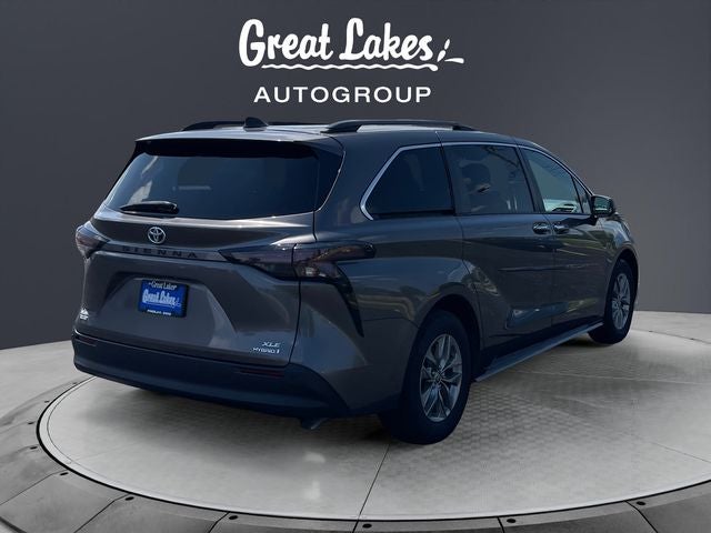 2023 Toyota Sienna XLE 7 Passenger
