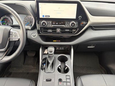 2026 Toyota Highlander Hybrid XLE