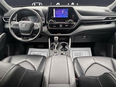 2024 Toyota Highlander XSE