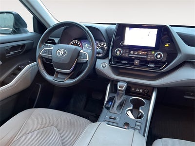 2023 Toyota HIGHLANDER LE