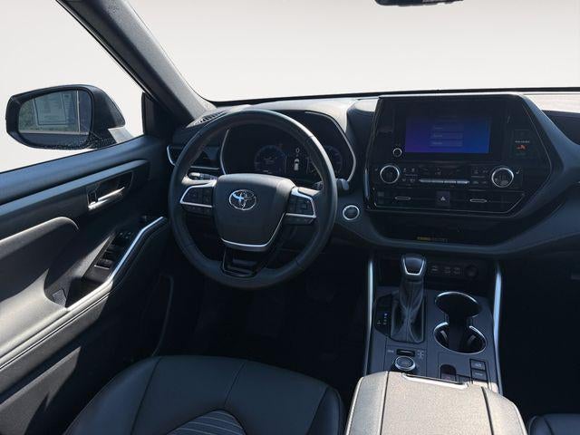 2025 Toyota Highlander XSE