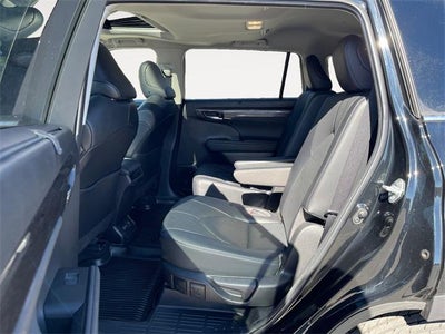 2023 Toyota HIGHLANDER Limited