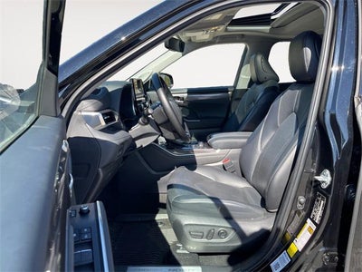 2023 Toyota HIGHLANDER Limited