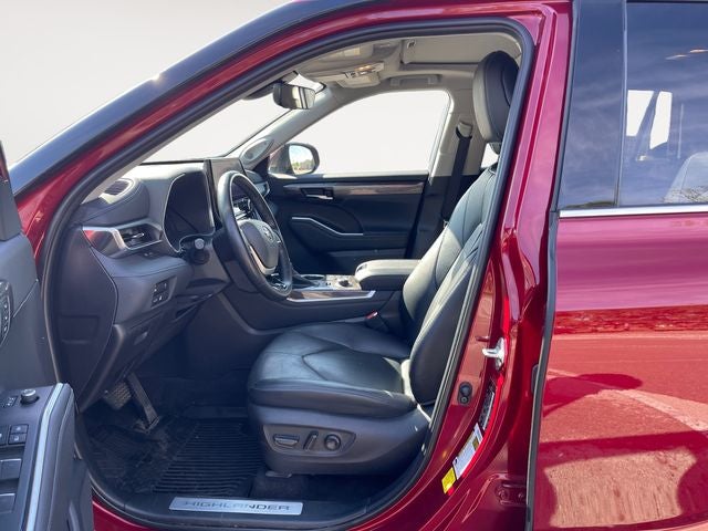 2023 Toyota HIGHLANDER Limited