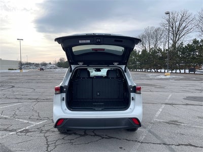 2023 Toyota HIGHLANDER XLE