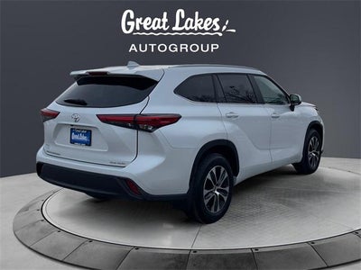 2023 Toyota HIGHLANDER XLE