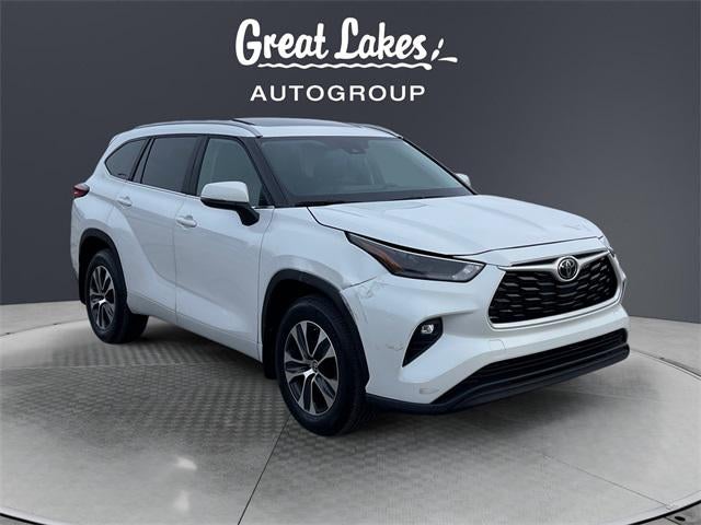 2023 Toyota HIGHLANDER XLE