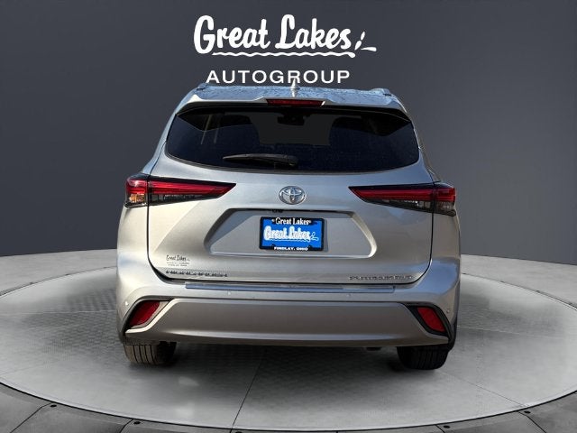 2023 Toyota Highlander Platinum