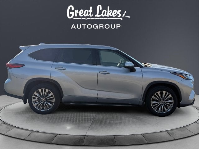 2023 Toyota Highlander Platinum
