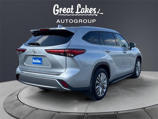 2023 Toyota Highlander Platinum