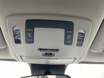 2021 Toyota SIENNA LE LE 8 Passenger