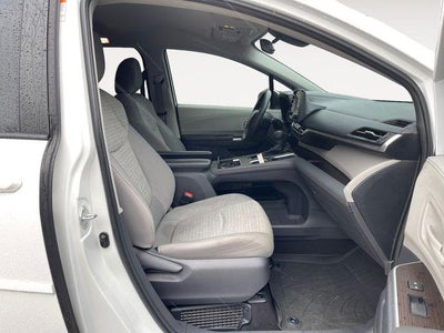 2021 Toyota SIENNA LE LE 8 Passenger