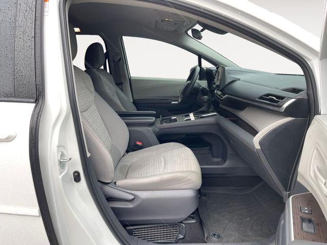 2021 Toyota SIENNA LE LE 8 Passenger