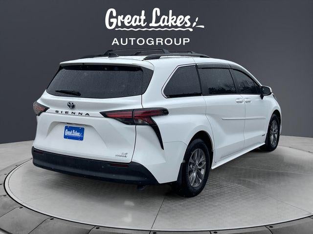 2021 Toyota SIENNA LE LE 8 Passenger