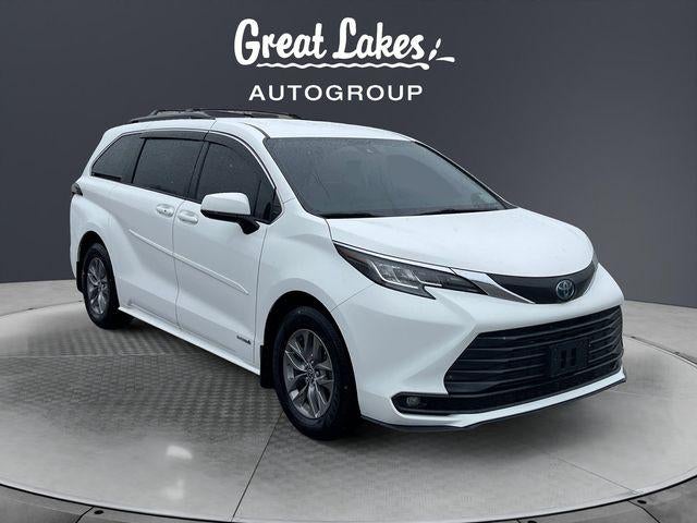 2021 Toyota SIENNA LE LE 8 Passenger