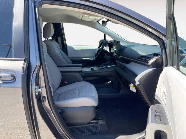 2025 Toyota Sienna LE 8 Passenger