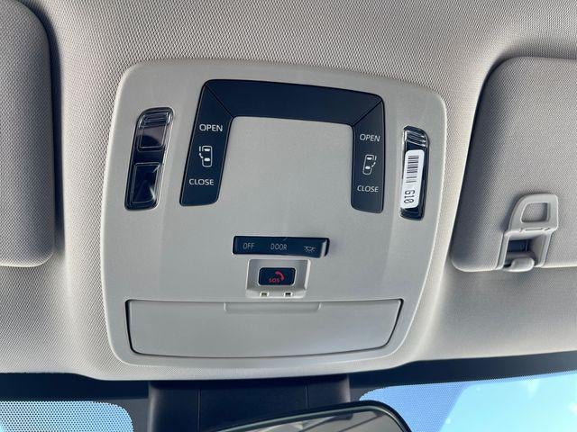 2025 Toyota Sienna LE 8 Passenger