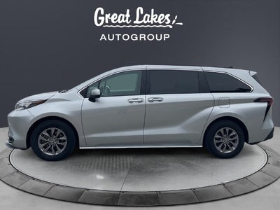2024 Toyota Sienna LE 8 Passenger