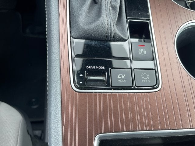 2024 Toyota Sienna LE 8 Passenger