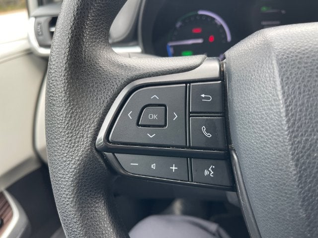 2024 Toyota Sienna LE 8 Passenger