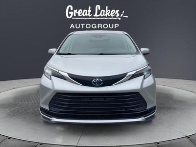 2024 Toyota Sienna LE 8 Passenger