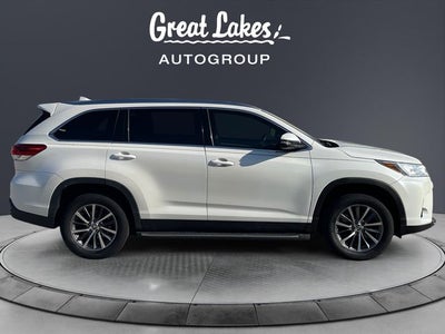 2019 Toyota Highlander Base