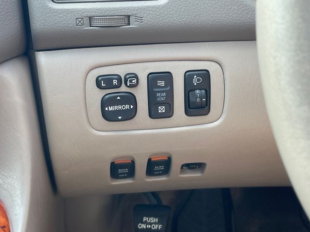 2006 Toyota SIENNA XLE