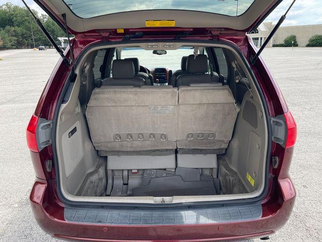 2006 Toyota SIENNA XLE
