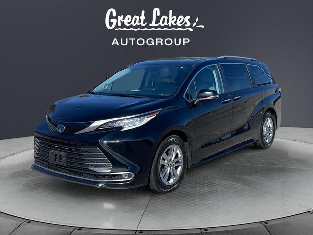 2022 Toyota SIENNA LTD AWD Limited 7 Passenger