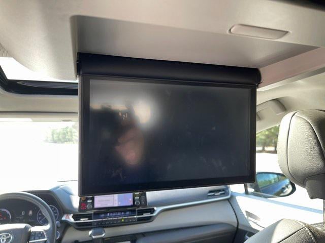 2022 Toyota SIENNA LTD AWD Limited 7 Passenger