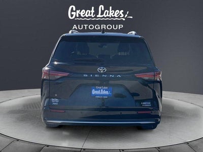 2022 Toyota SIENNA LTD AWD Limited 7 Passenger